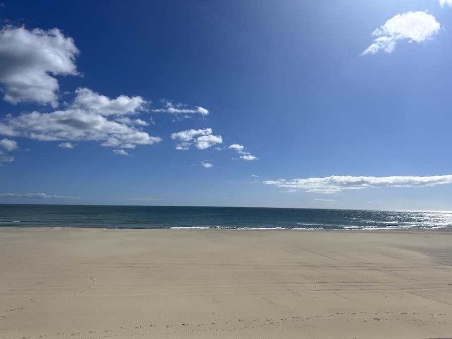 Superbe T2 Vue Mer, Clim, Parking Gratuit Canet-en-Roussillon Luaran gambar